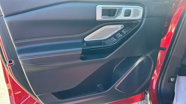 Certified 2022 Ford Explorer ST AWD/4WD image 18