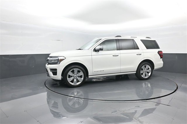 Certified 2024 Ford Expedition Platinum image 4