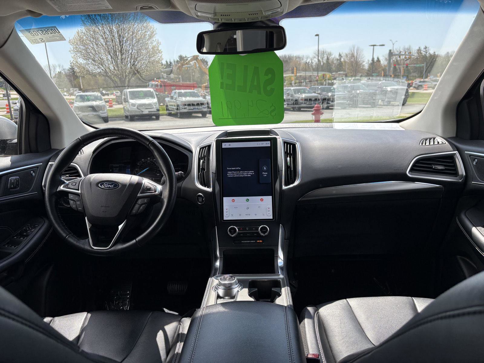 Certified 2022 Ford Edge Titanium AWD/4WD image 8