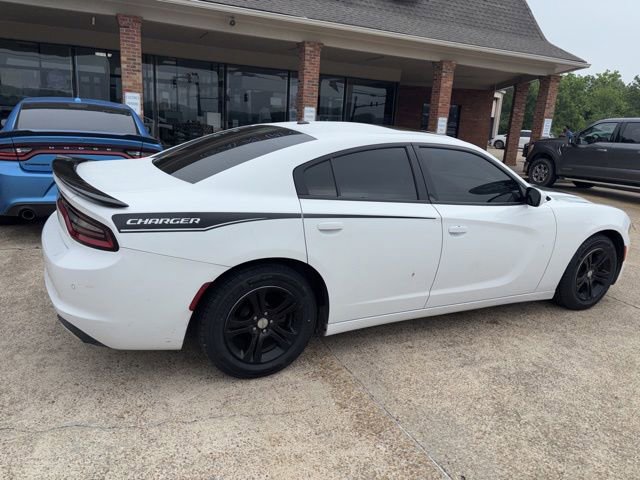 Used 2020 Dodge Charger SXT w/ Leather Interior Group RWD image 5