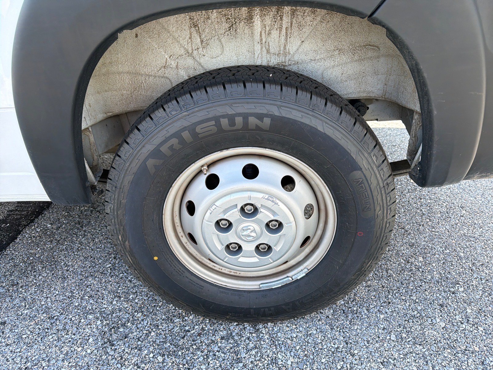 Used 2023 RAM ProMaster 2500 FWD image 9