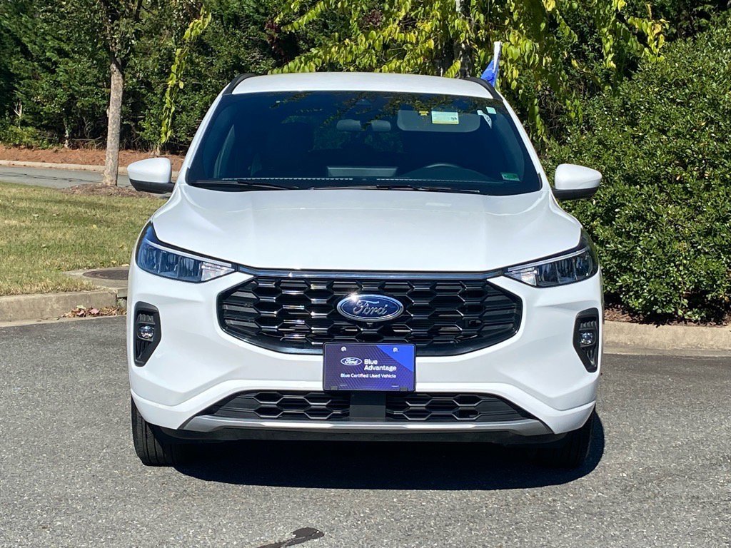 Certified 2023 Ford Escape ST-Line Select w/ Tech Pack #2 image 7