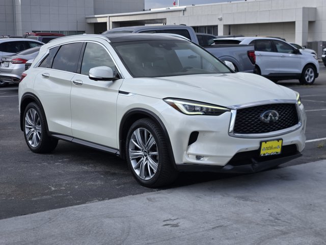 Used 2021 INFINITI QX50 Sensory image 3