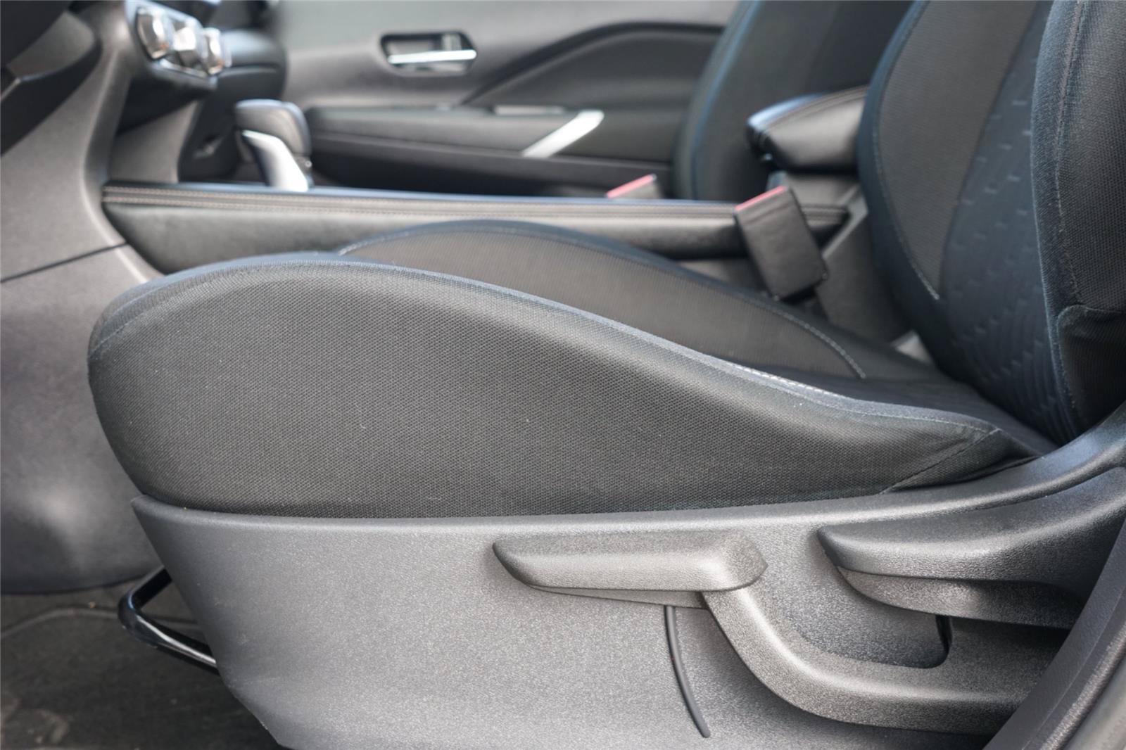 Used 2024 Nissan Kicks SV FWD image 21