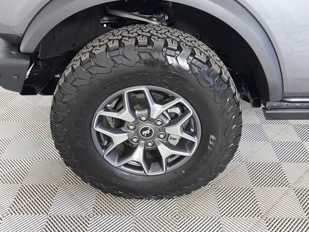 Certified 2024 Ford Bronco Badlands image 8