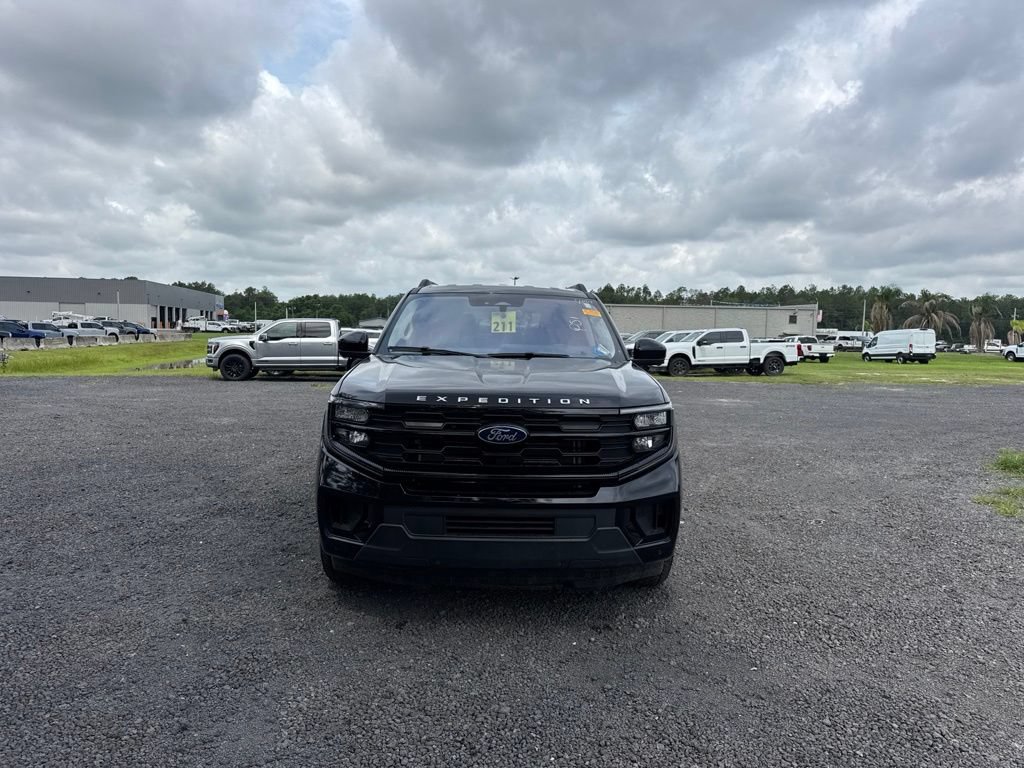 Certified 2025 Ford Expedition Max Active AWD/4WD image 9