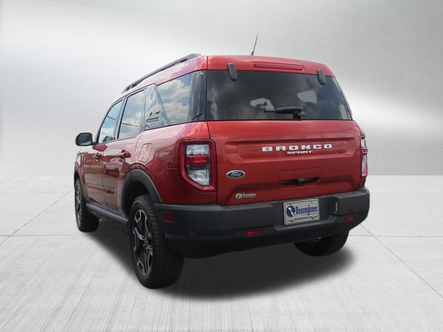 Certified 2023 Ford Bronco Sport Outer Banks w/ Tech Package AWD/4WD image 4