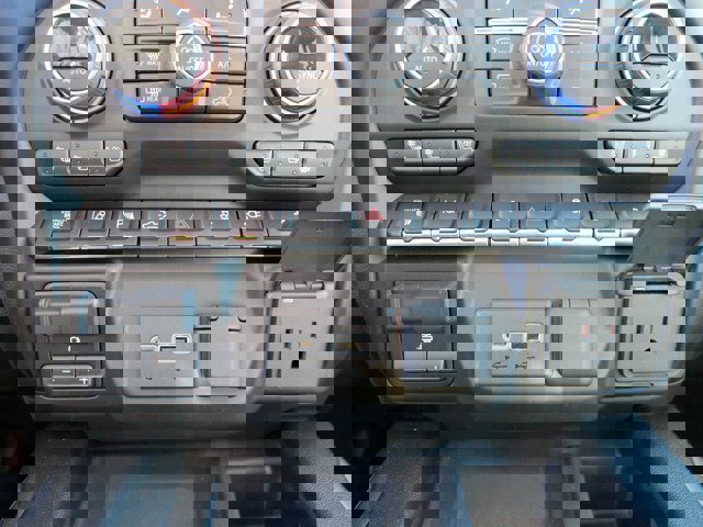 Used 2020 Chevrolet Silverado 2500 High Country w/ Z71 Off-Road Package image 26