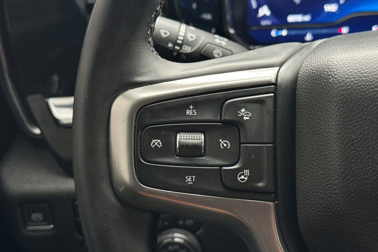 Used 2024 Chevrolet Silverado 2500 LTZ image 25