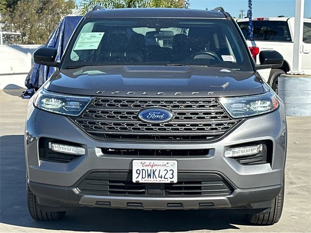 Certified 2022 Ford Explorer XLT w/ Equipment Group 202A image 2