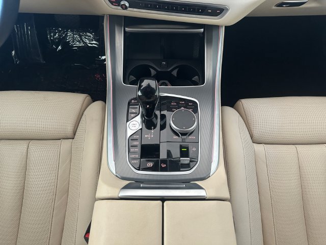Used 2022 BMW X5 xDrive45e w/ Luxury Seating Package AWD/4WD image 24