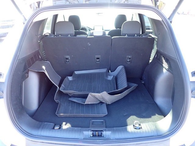 Certified 2022 Ford Escape SE w/ SE Sport Appearance Package image 10