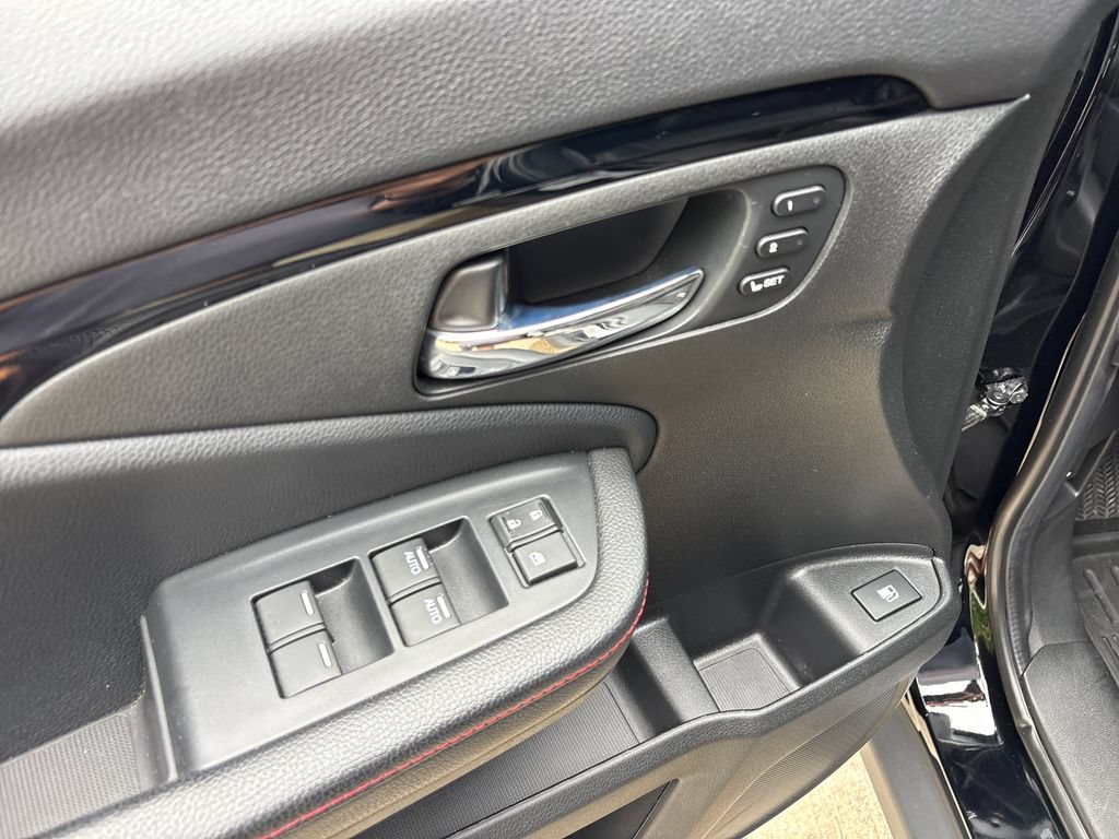 Used 2022 Honda Ridgeline Black Edition image 16
