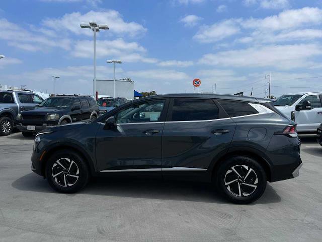Used 2023 Kia Sportage LX image 2