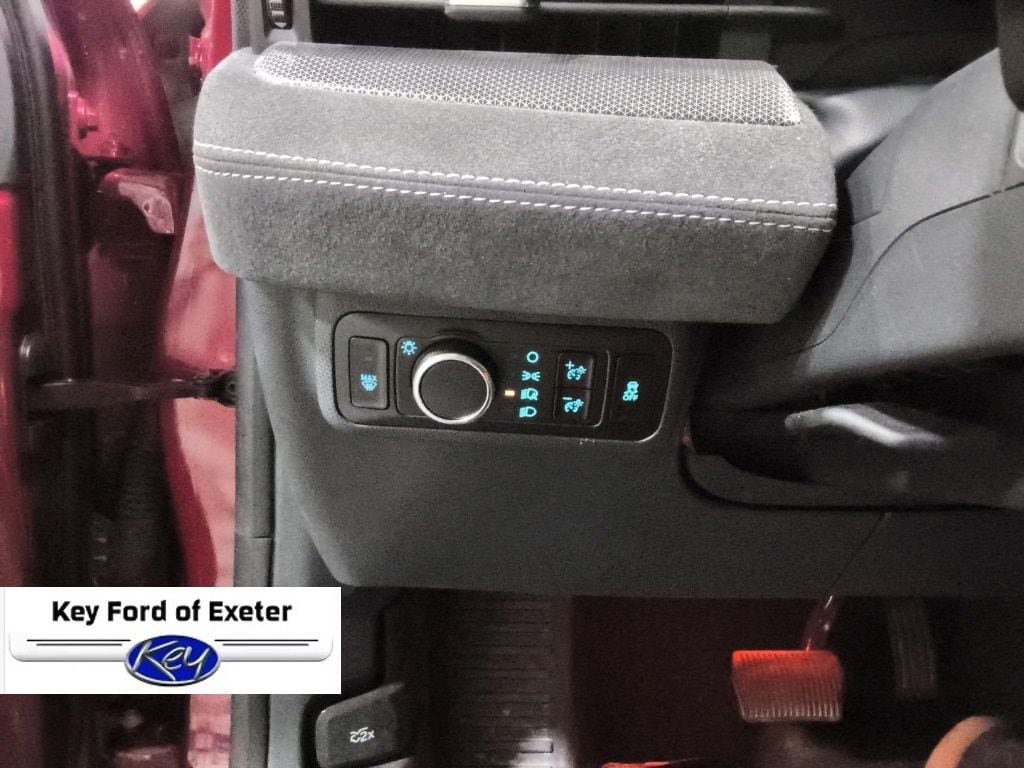Certified 2025 Ford Mustang Mach-E GT AWD/4WD image 34