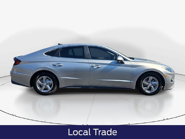 Used 2021 Hyundai Sonata SE FWD image 2