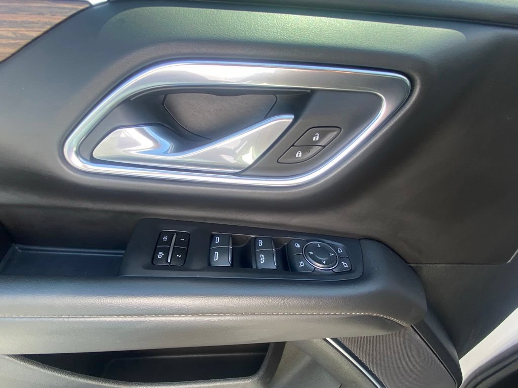 Used 2024 Chevrolet Tahoe High Country w/ Premium Package AWD/4WD image 11