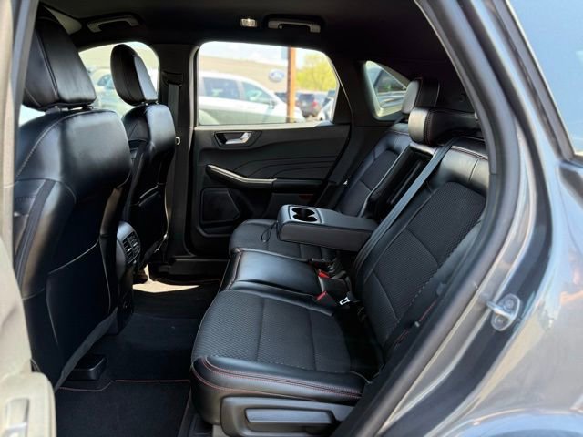 Certified 2023 Ford Escape ST-Line w/ Tech Pack #1 AWD/4WD image 13