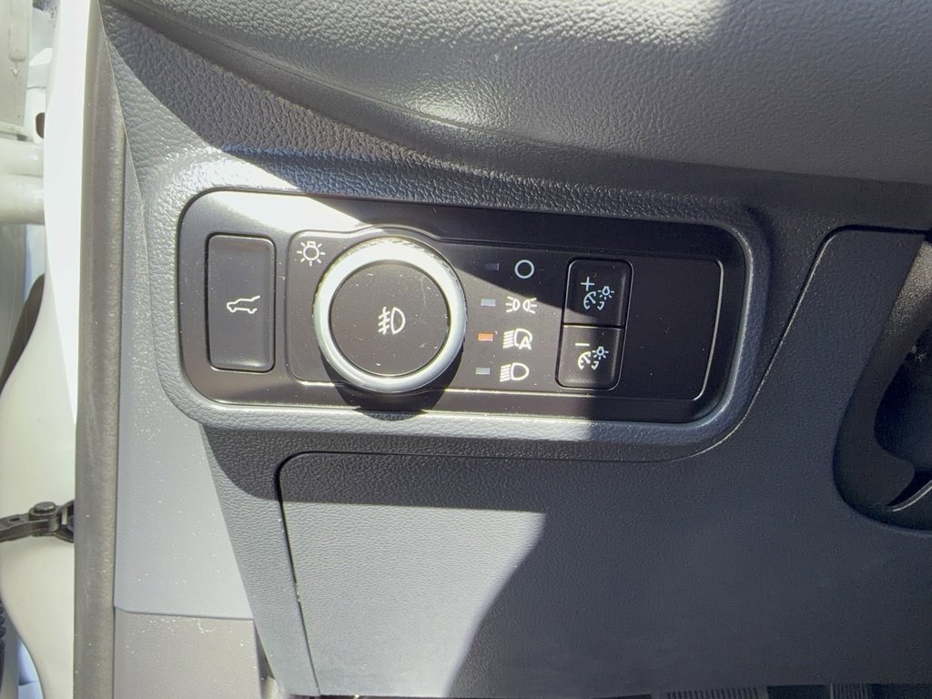 Certified 2025 Ford Explorer Active w/ Active Comfort Package image 28