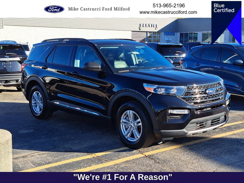 Certified 2022 Ford Explorer XLT w/ Equipment Group 202A