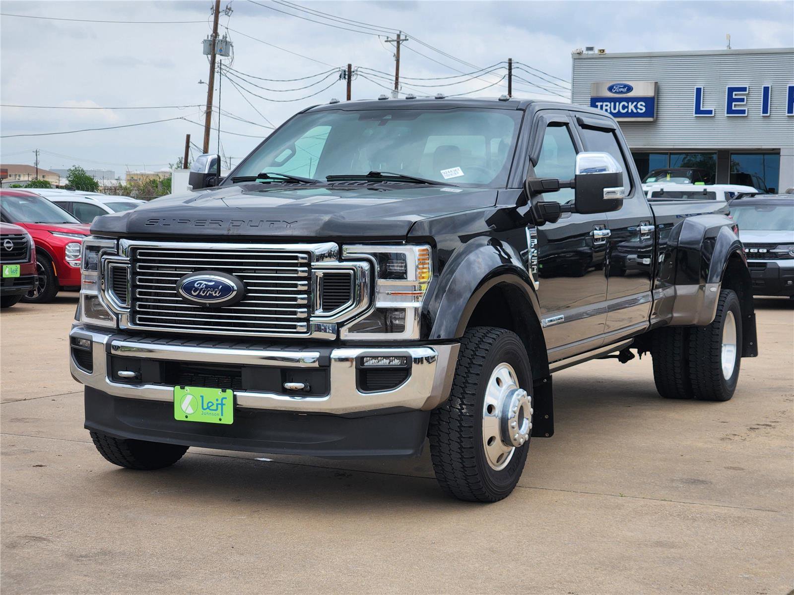 Certified 2022 Ford F450 Lariat w/ Lariat Ultimate Package image 3