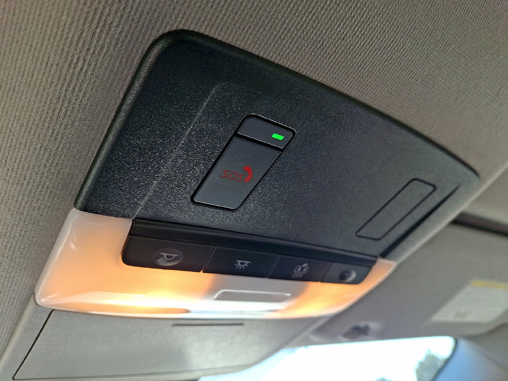 Used 2025 Nissan Sentra SV FWD image 24