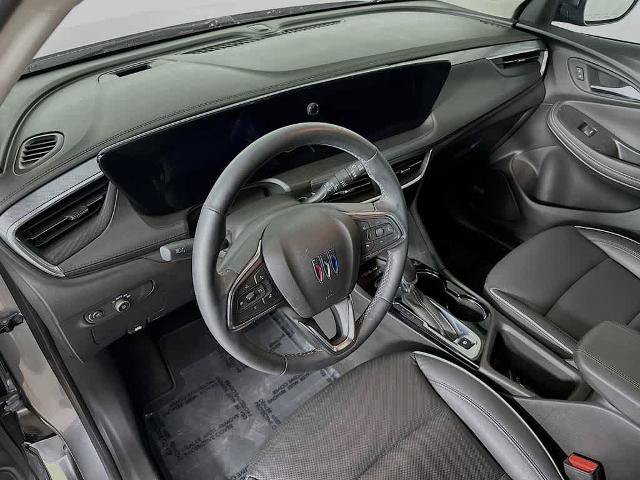 Used 2024 Buick Encore GX Avenir w/ Avenir Technology Package FWD image 2