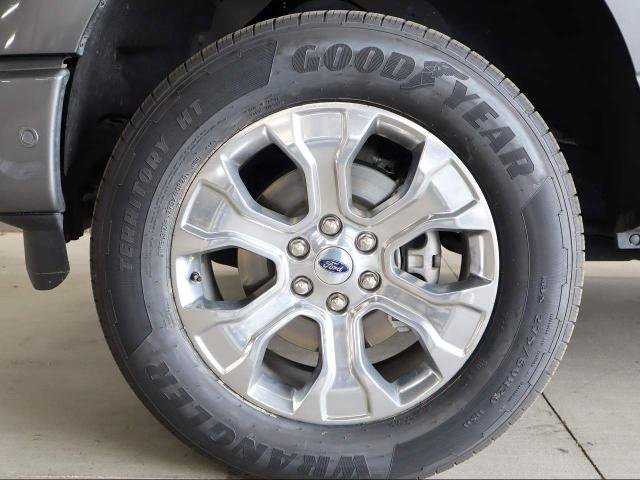 Certified 2021 Ford F150 Platinum w/ Equipment Group 701A High image 16