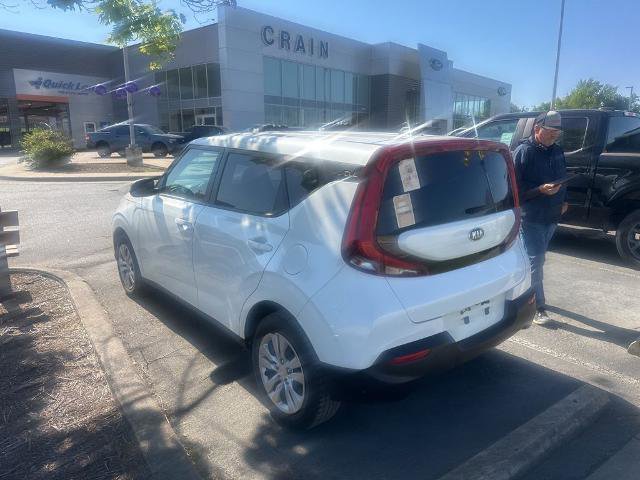 Used 2021 Kia Soul LX FWD image 8