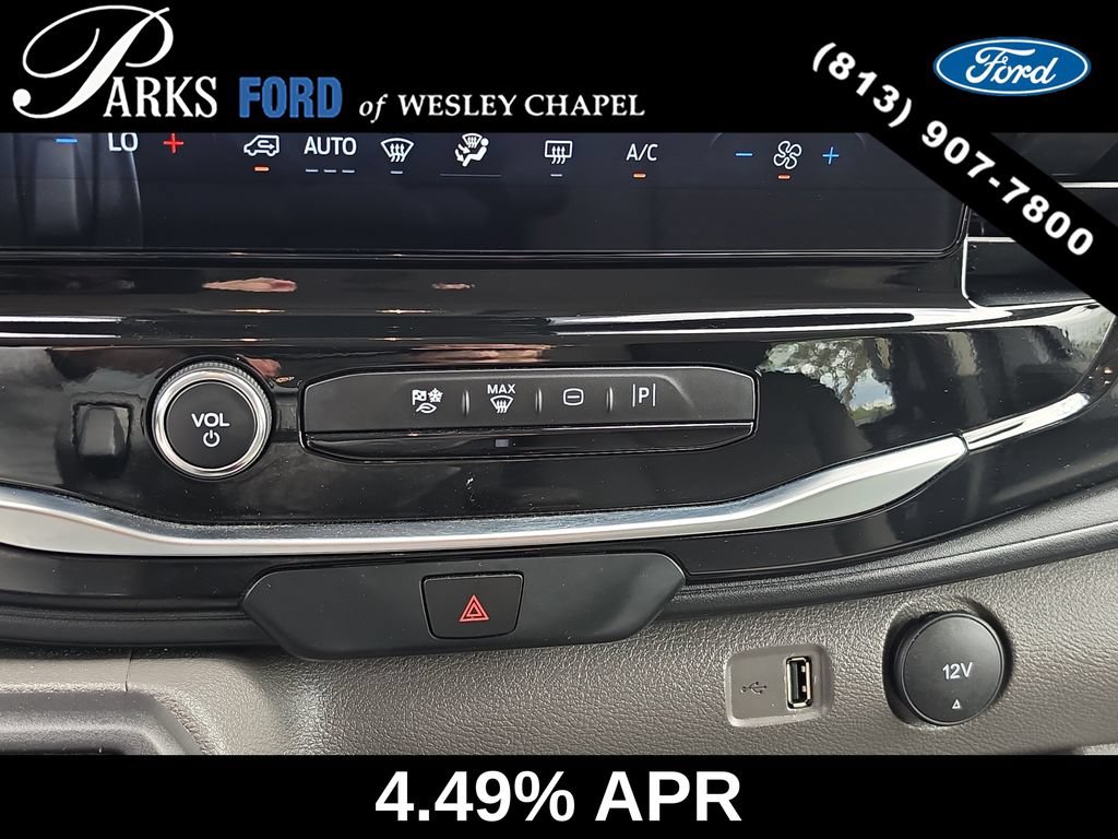 Certified 2025 Ford Transit 350 XLT RWD image 24