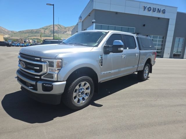 Certified 2020 Ford F350 Platinum w/ FX4 Off-Road Package AWD/4WD image 3
