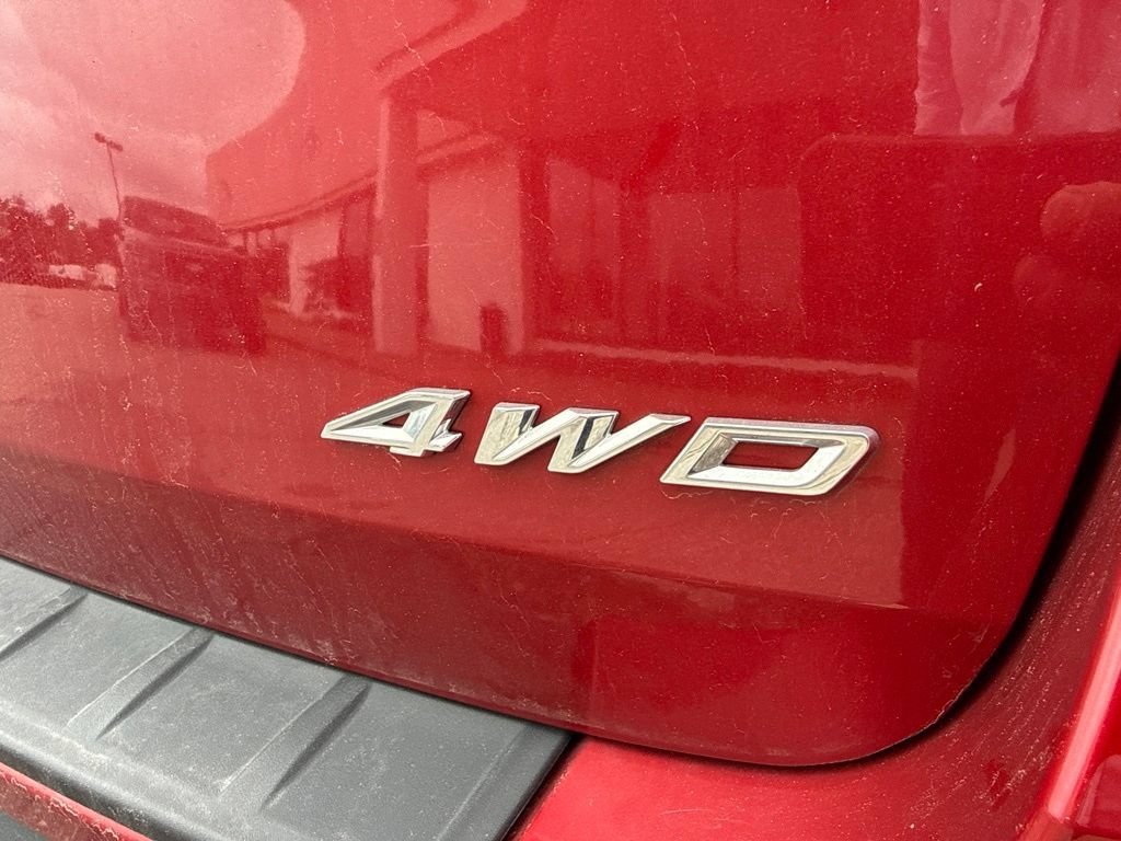 Certified 2024 Ford Explorer XLT w/ Equipment Group 202A AWD/4WD image 3