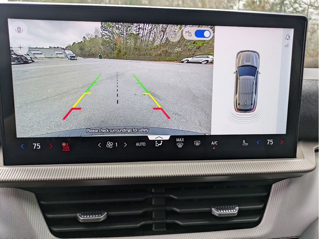 Certified 2025 Ford Explorer Active w/ Active Comfort Package image 21