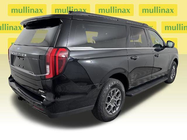 Certified 2025 Ford Expedition Max Active RWD image 3