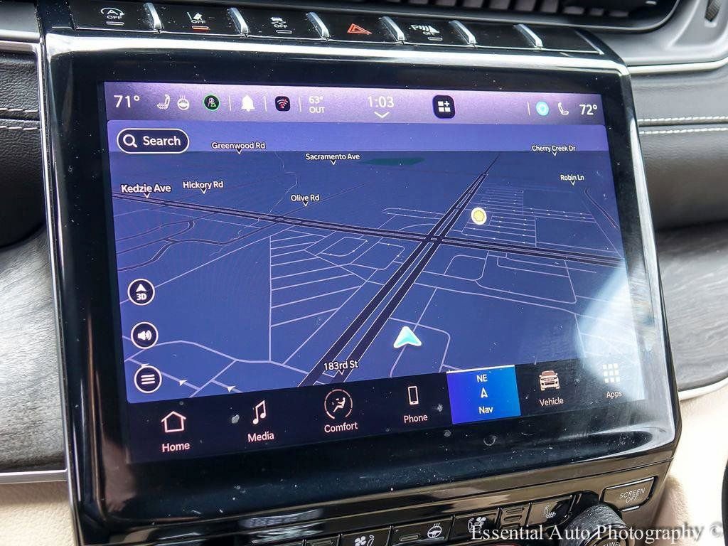 Used 2023 Jeep Grand Cherokee Limited w/ Luxury Tech Group II AWD/4WD image 15