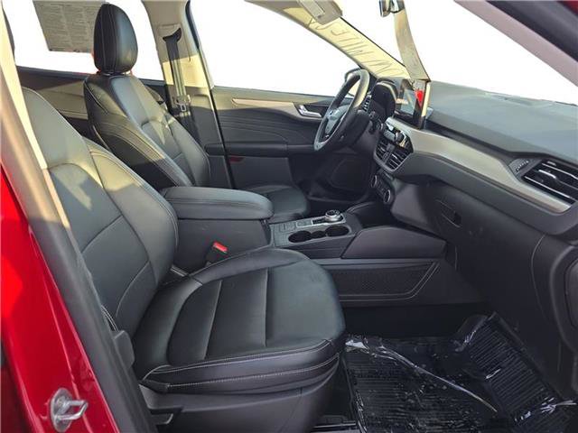 Certified 2022 Ford Escape SEL w/ Technology Package AWD/4WD image 15