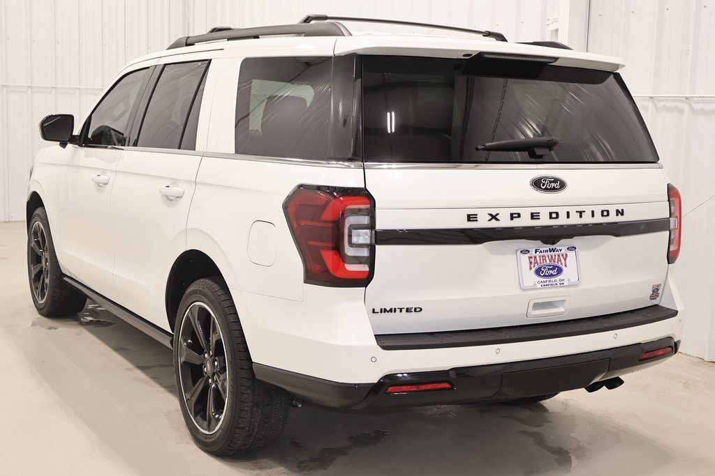 Certified 2024 Ford Expedition Limited image 8
