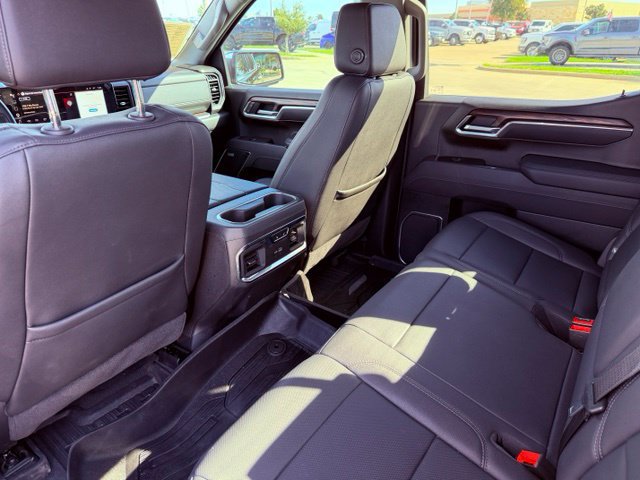 Used 2025 GMC Sierra 1500 SLT AWD/4WD image 22