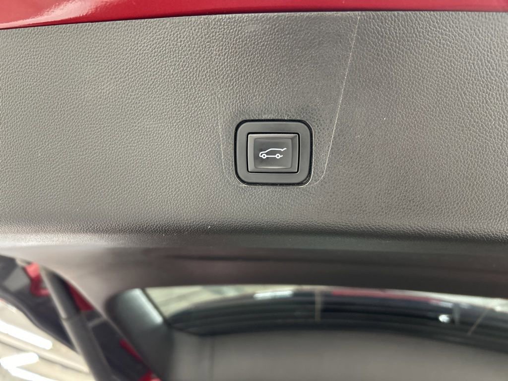 Used 2019 Chevrolet Traverse LT image 30