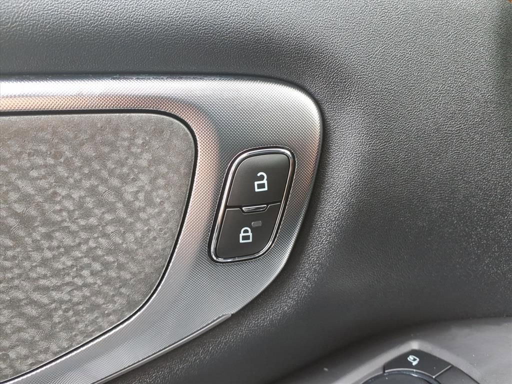 Certified 2025 Ford Expedition Tremor image 16