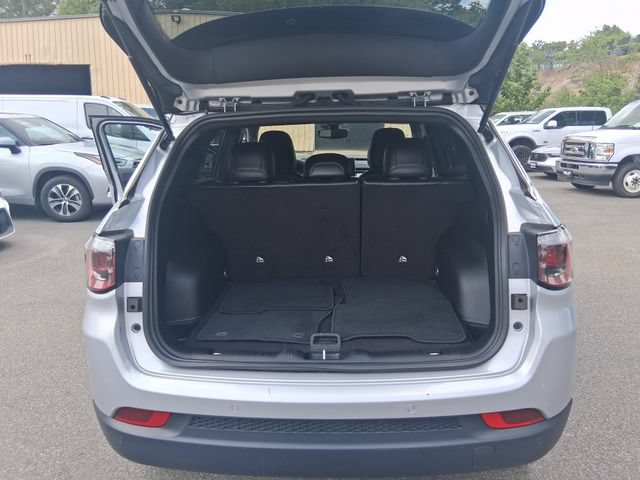 Used 2025 Jeep Compass Limited AWD/4WD image 19
