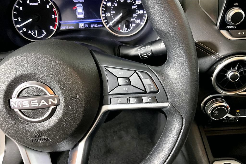 Used 2025 Nissan Sentra SV FWD image 15