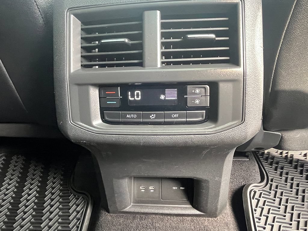 Used 2022 Volkswagen Atlas SE AWD/4WD image 18