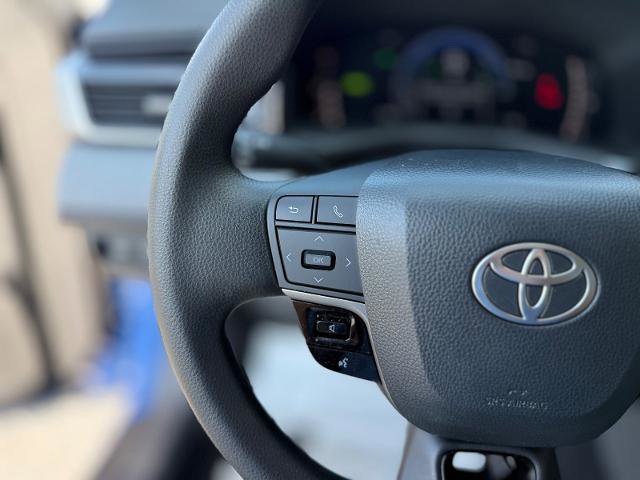 Used 2025 Toyota Camry LE FWD image 10