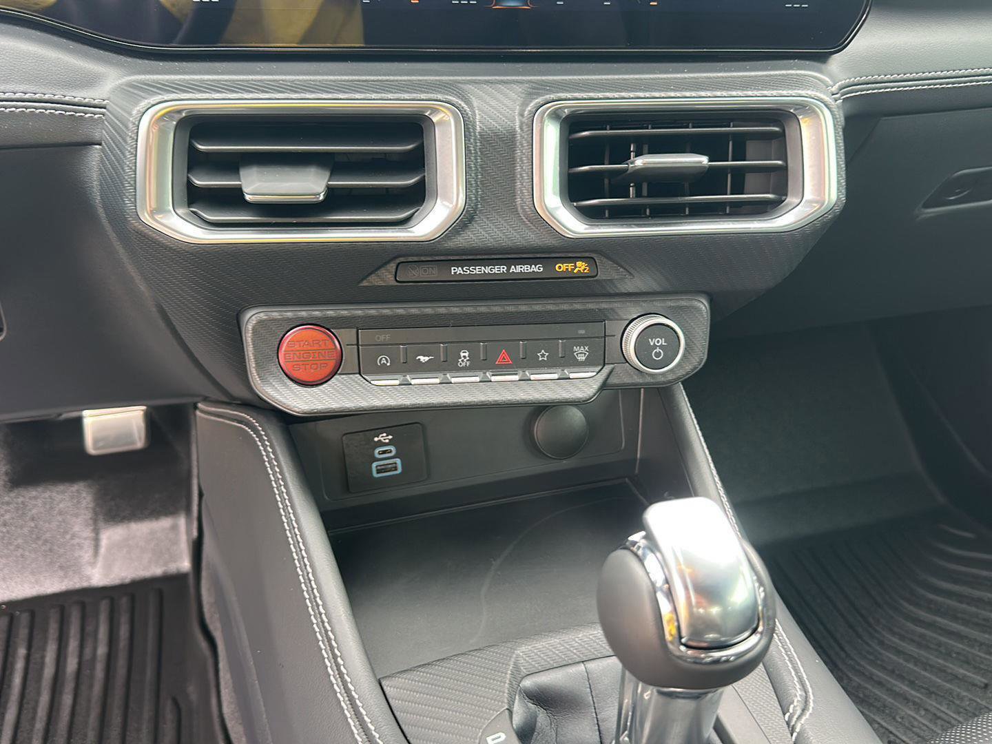 Certified 2025 Ford Mustang GT Premium RWD image 19