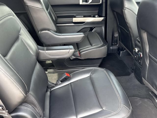 Certified 2022 Ford Explorer XLT w/ Equipment Group 202A RWD image 22