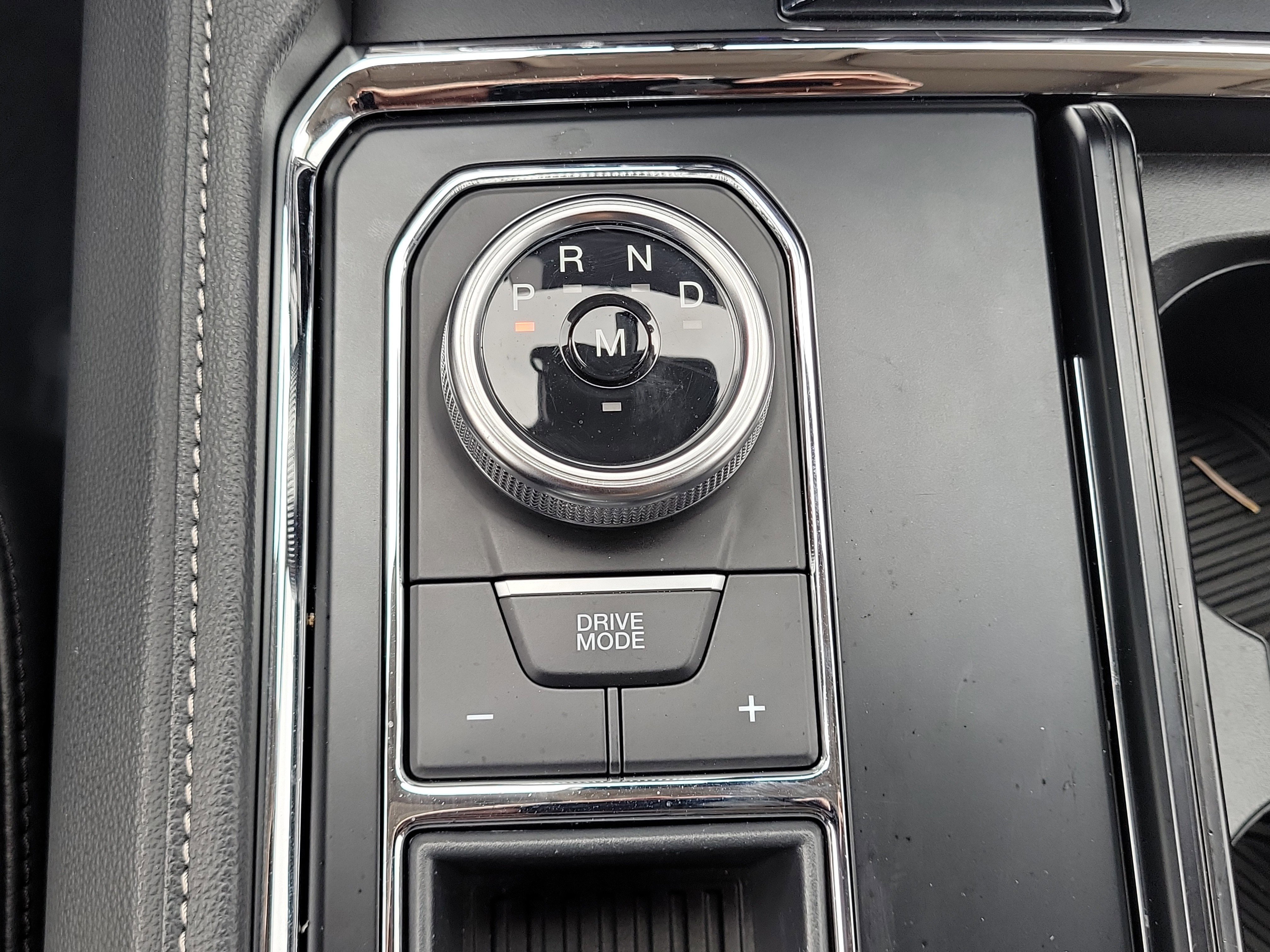 Certified 2024 Ford Expedition XLT image 23