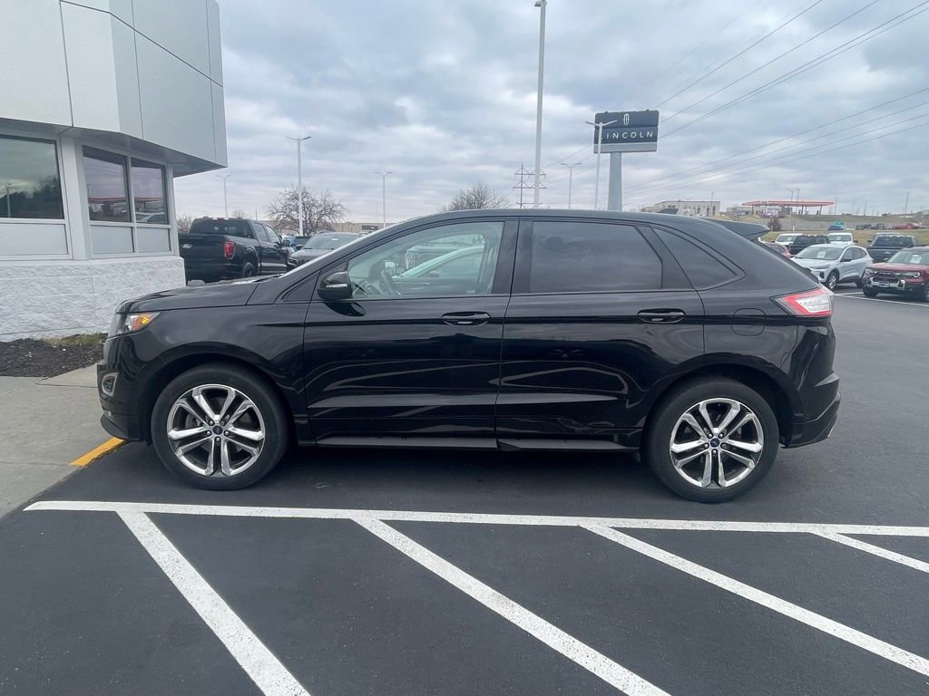 Certified 2018 Ford Edge Sport w/ Equipment Group 401A image 2