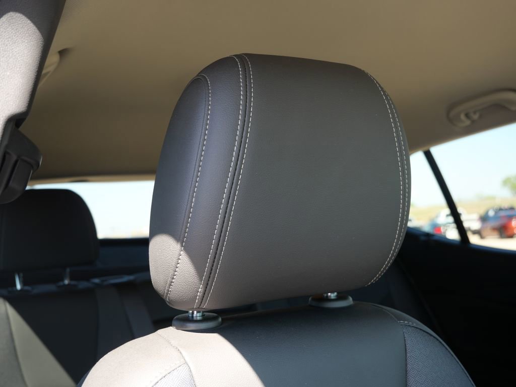 Used 2022 Buick Encore GX Select w/ Sport Touring Package image 22