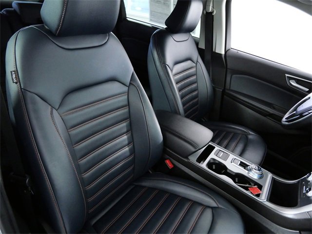 Certified 2022 Ford Edge SEL w/ Sport Appearance Package image 11
